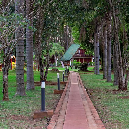 Cabanas El Refugio Del Mensu Puerto Iguazú Esterno foto