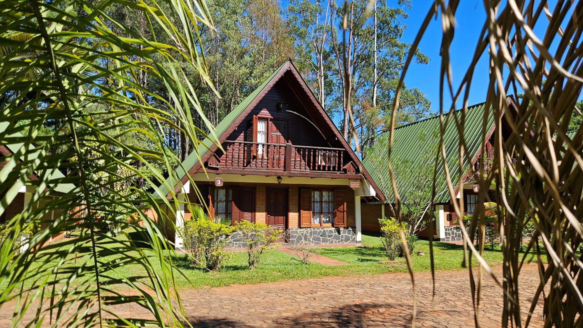 Cabanas El Refugio Del Mensu Puerto Iguazú Esterno foto