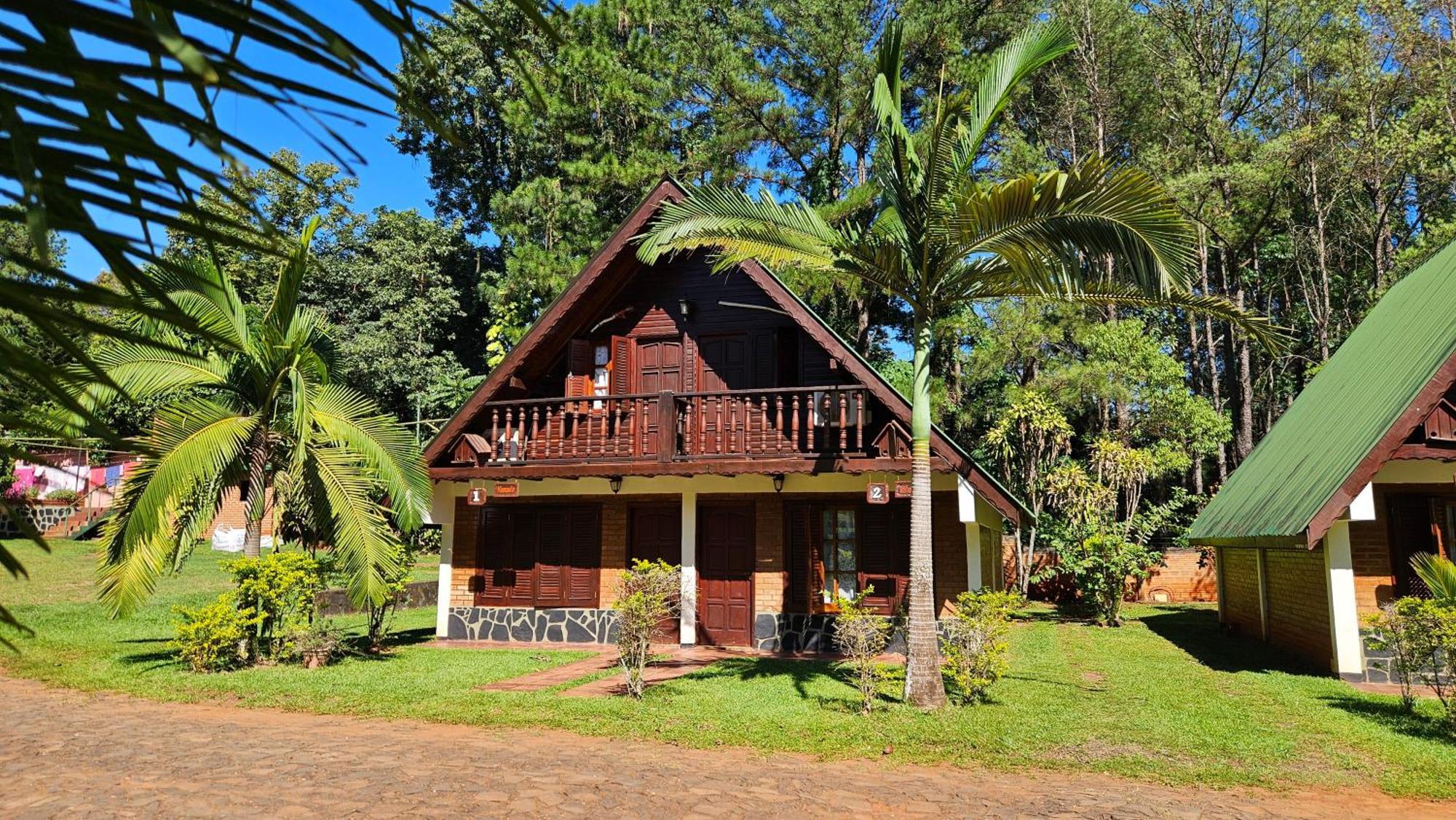 Cabanas El Refugio Del Mensu Puerto Iguazú Esterno foto