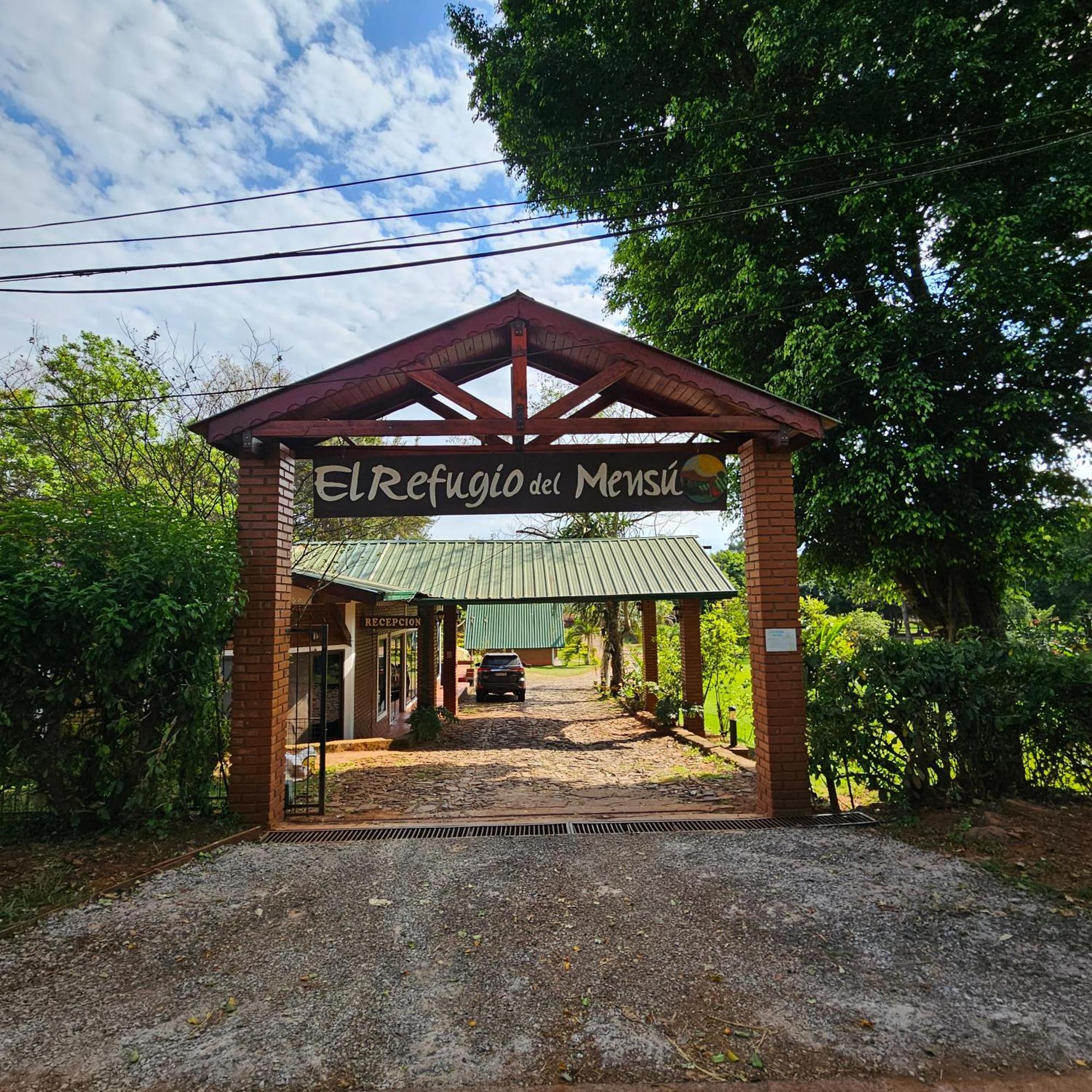 Cabanas El Refugio Del Mensu Puerto Iguazú Esterno foto